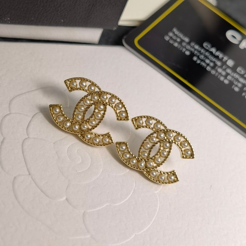 Ch**el earrings